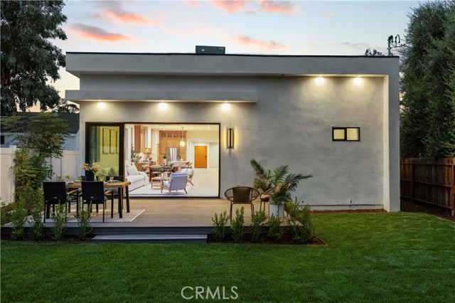Detail Gallery Image 49 of 52 For 17446 Hatteras St, Encino,  CA 91316 - 4 Beds | 3/1 Baths