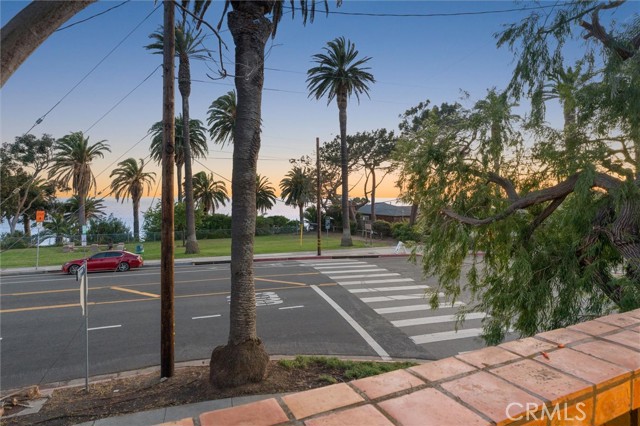 Detail Gallery Image 13 of 59 For 3740 Barbara, San Pedro,  CA 90731 - 2 Beds | 2/1 Baths