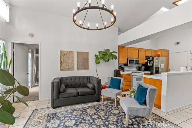 Detail Gallery Image 14 of 23 For 2917 Astoria Cir, Corona,  CA 92879 - 3 Beds | 2 Baths