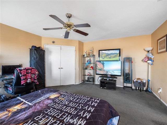 Detail Gallery Image 33 of 42 For 12685 Biscayne, Victorville,  CA 92392 - 5 Beds | 3/1 Baths