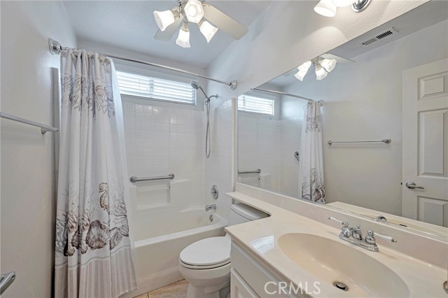 Detail Gallery Image 11 of 15 For 23935 Corte Cajan, Murrieta,  CA 92562 - 2 Beds | 2 Baths