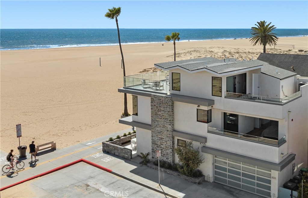 800 W Oceanfront