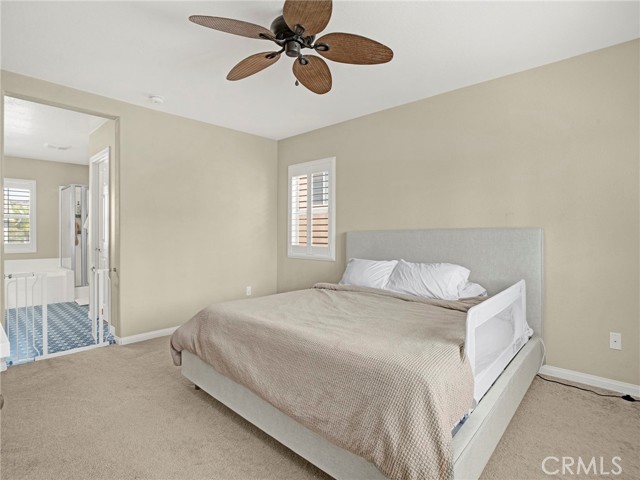 Detail Gallery Image 18 of 38 For 27027 Mountain Willow Ln, Canyon Country,  CA 91387 - 3 Beds | 2/1 Baths