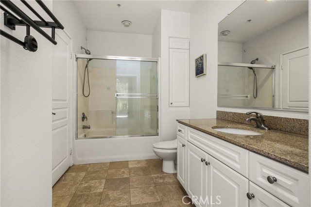 Detail Gallery Image 15 of 27 For 3202 Watermarke, Irvine,  CA 92612 - 1 Beds | 1 Baths