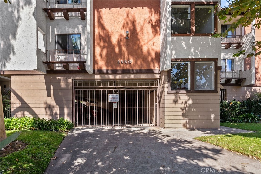 2960 Broadway - photo 20