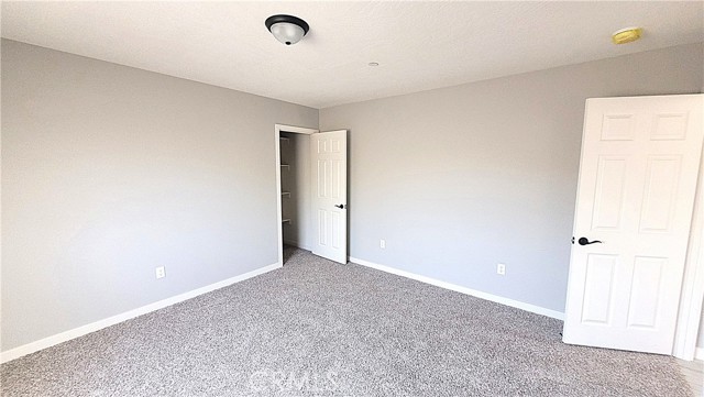 21109 Sioux Road, Apple Valley CA: https://media.crmls.org/medias/27bd9391-43d8-4237-92e5-b3f822aacdc4.jpg