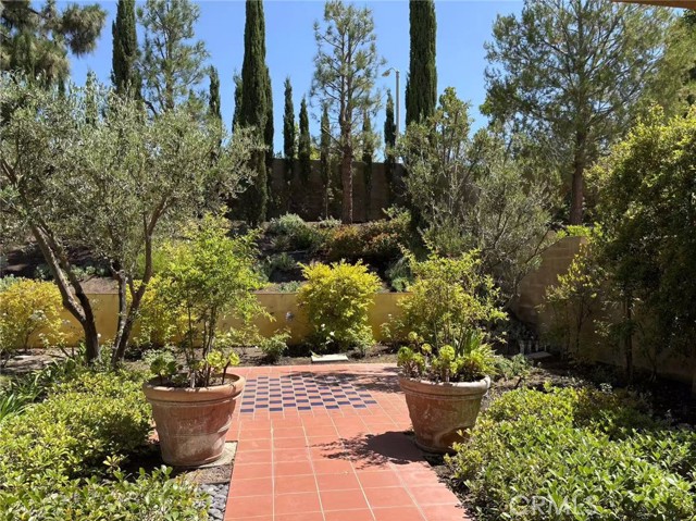 119 Kennard, Irvine CA: https://media.crmls.org/medias/27befe48-fe28-49eb-809c-c9cf07edfb59.jpg