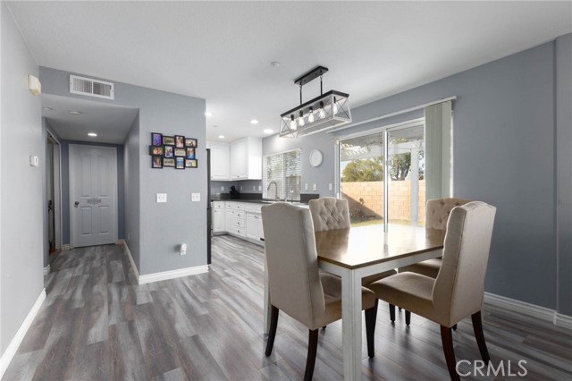 Detail Gallery Image 10 of 28 For 19596 Brisbane, Riverside,  CA 92508 - 3 Beds | 2/1 Baths