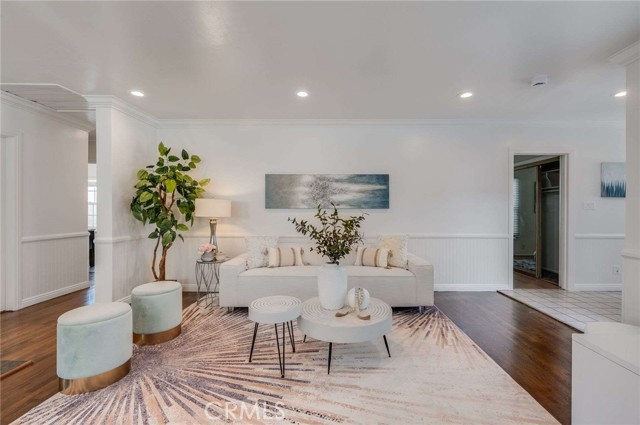 3322 Sandwood Street, Lakewood CA: https://media.crmls.org/medias/27bf8ad7-6440-4566-932f-e8a1d9822079.jpg