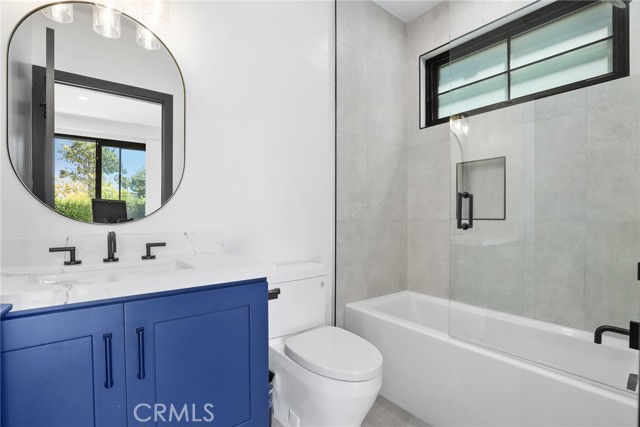 535 N Sierra Bonita Avenue, Los Angeles CA: https://media.crmls.org/medias/27c04361-5071-4965-9b57-ed7167099bbc.jpg