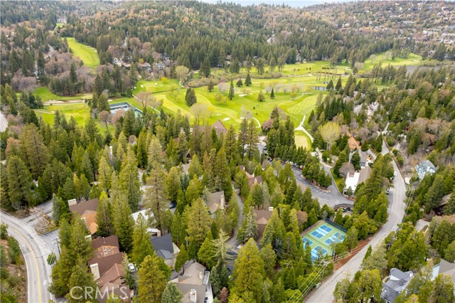 Detail Gallery Image 68 of 75 For 180 Grass Valley Rd #29,  Lake Arrowhead,  CA 92317 - 4 Beds | 5/1 Baths