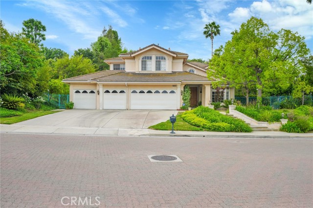 18500 Saint Moritz Drive, Tarzana (los Angeles), California 91356, 4 Bedrooms Bedrooms, ,3 BathroomsBathrooms,Residential,For Sale,18500 Saint Moritz Drive,CRSR24160134