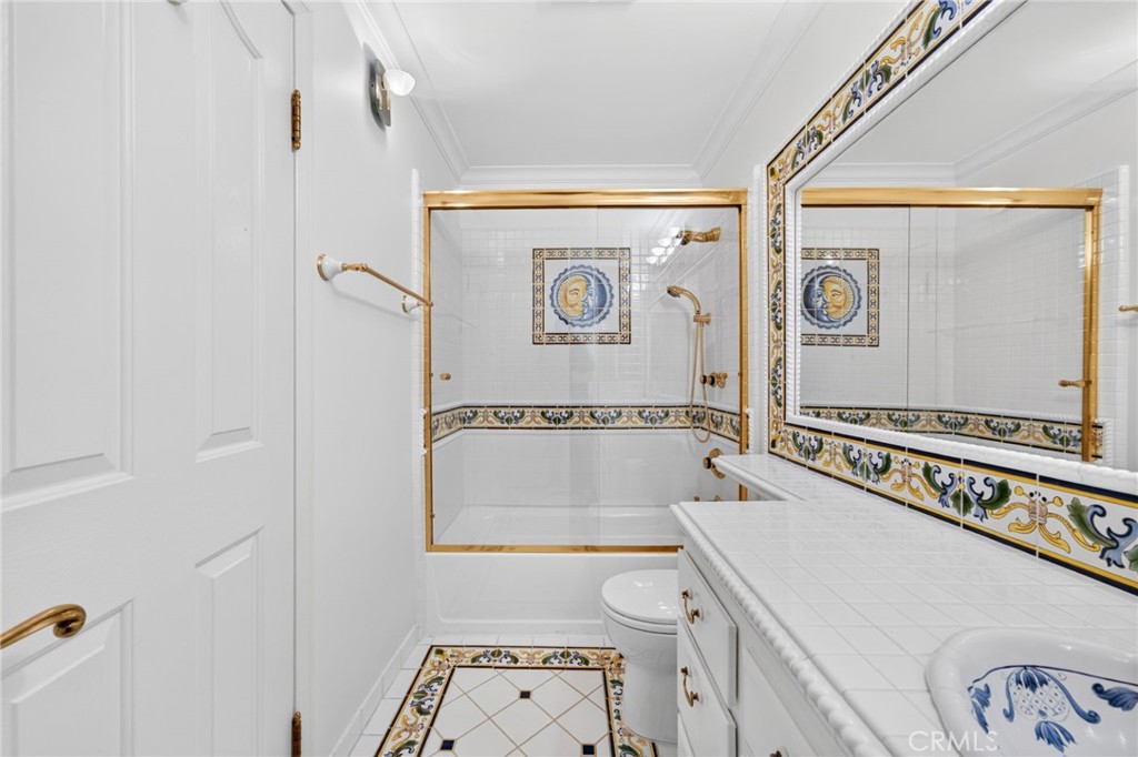 https://media.crmls.org/medias/27c37754-1656-4f84-98b9-88ab46a7b481.jpg?preset=X-Large