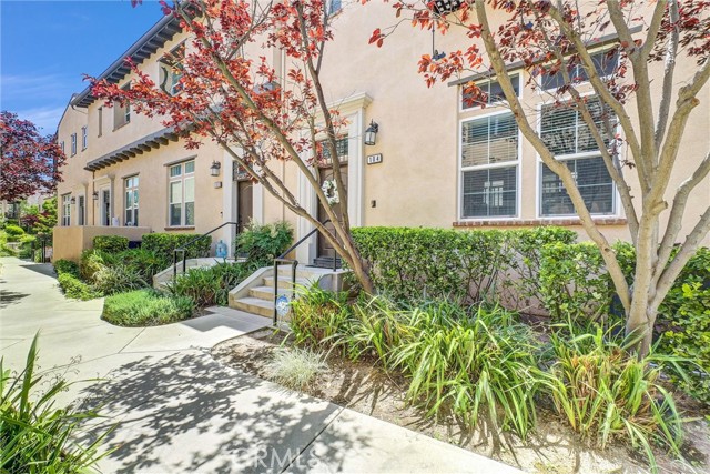 Image 1 of 50 For 4440 Owens Street 104