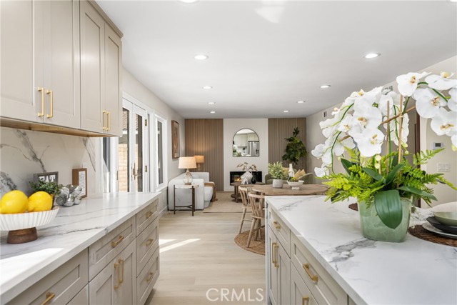 23652 Algiers Street, Mission Viejo CA: https://media.crmls.org/medias/27c57933-5242-4ab4-bf13-0d35854e5365.jpg