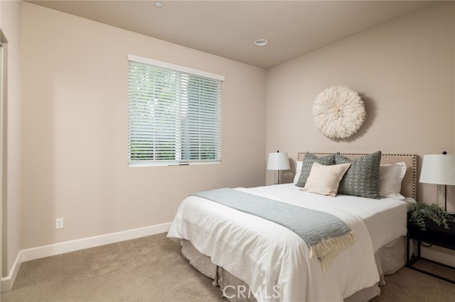 Detail Gallery Image 12 of 32 For 135 Walnut St, Costa Mesa,  CA 92627 - 4 Beds | 3 Baths
