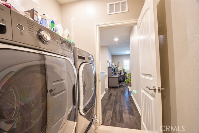 Detail Gallery Image 37 of 73 For 45668 Nora Cir, Temecula,  CA 92592 - 5 Beds | 4/1 Baths
