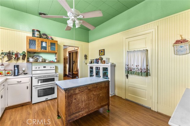 Detail Gallery Image 36 of 74 For 27953 Atlantic, Highland,  CA 92346 - 2 Beds | 1 Baths