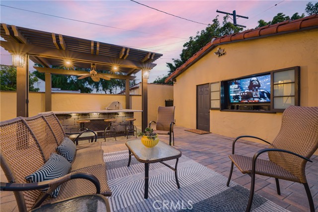 Detail Gallery Image 57 of 63 For 516 E Stocker St, Glendale,  CA 91207 - 4 Beds | 3 Baths
