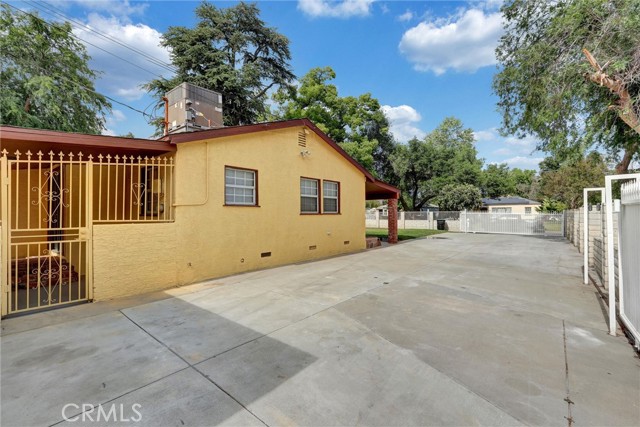 2804 Serrano Road, San Bernardino CA: https://media.crmls.org/medias/27c75cb5-7942-4cbe-95c5-0e8765c67176.jpg