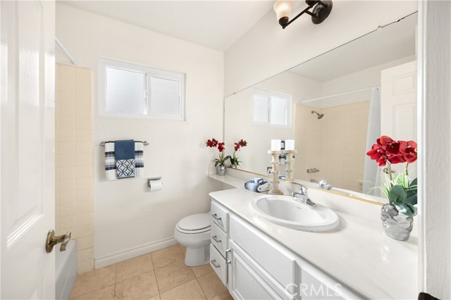 Detail Gallery Image 34 of 42 For 1637 Peacock, Fullerton,  CA 92833 - 4 Beds | 2/1 Baths