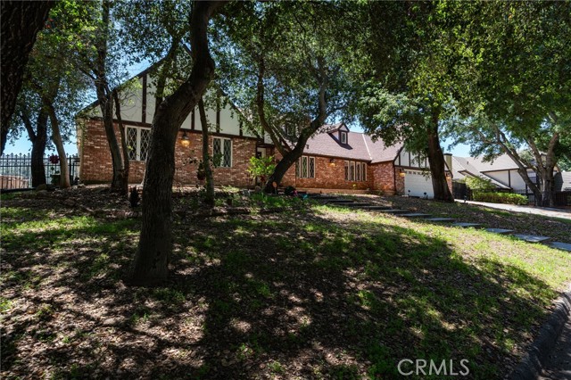 Detail Gallery Image 2 of 46 For 37095 Oak View Rd, Yucaipa,  CA 92399 - 4 Beds | 2/2 Baths