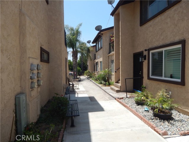 Image 3 for 8998 Mango Ave #C, Fontana, CA 92335