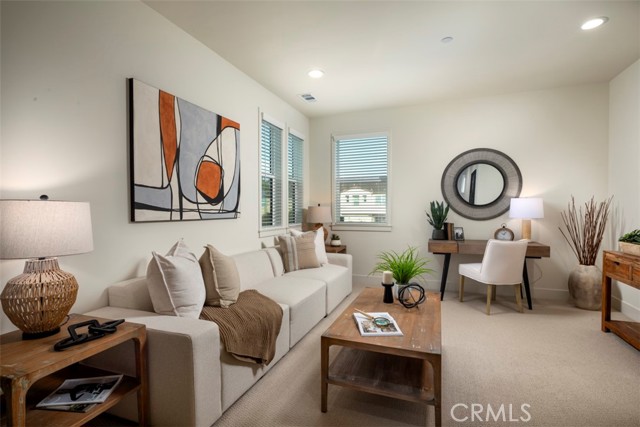 Detail Gallery Image 10 of 22 For 18016 Roch Ct, Fountain Valley,  CA 92708 - 3 Beds | 2/1 Baths