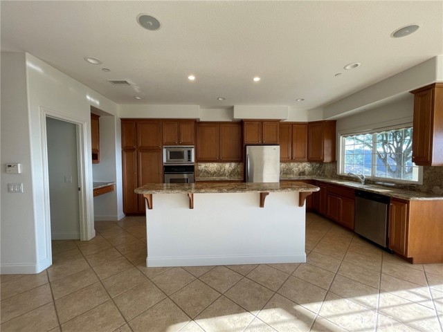 Detail Gallery Image 14 of 32 For 38975 Loftus Ln, Temecula,  CA 92592 - 3 Beds | 2/1 Baths