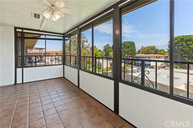 Detail Gallery Image 8 of 15 For 2355 via Mariposa 3f,  Laguna Woods,  CA 92637 - 2 Beds | 2 Baths