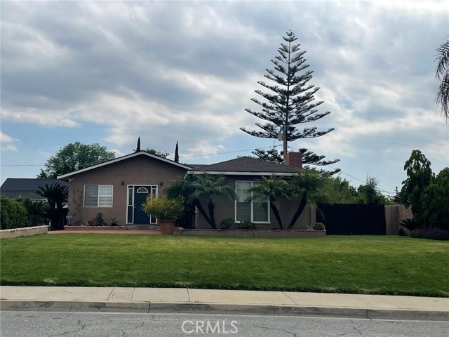408 E Elm Street, Brea CA: https://media.crmls.org/medias/27c9bb90-2515-4635-addb-8ad70716b33f.jpg