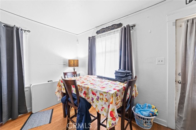 Detail Gallery Image 7 of 27 For 27116 Pacific, Highland,  CA 92346 - 2 Beds | 1 Baths