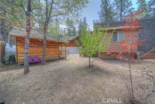 42608 Cedar Avenue, Big Bear Lake CA: https://media.crmls.org/medias/27caa0aa-c8a6-4b4d-8c10-b6d93701c616.jpg