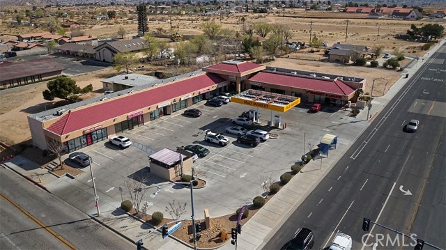 16530 Green Tree Blvd, Victorville, California 92395, ,Commercial Lease,For Rent,16530 Green Tree Blvd,CRHD25069126