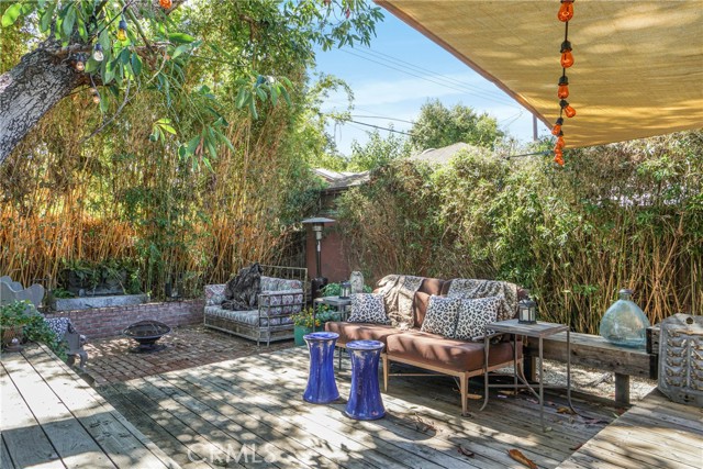 Detail Gallery Image 37 of 46 For 10754 Valley Spring, Studio City,  CA 91602 - 2 Beds | 2 Baths