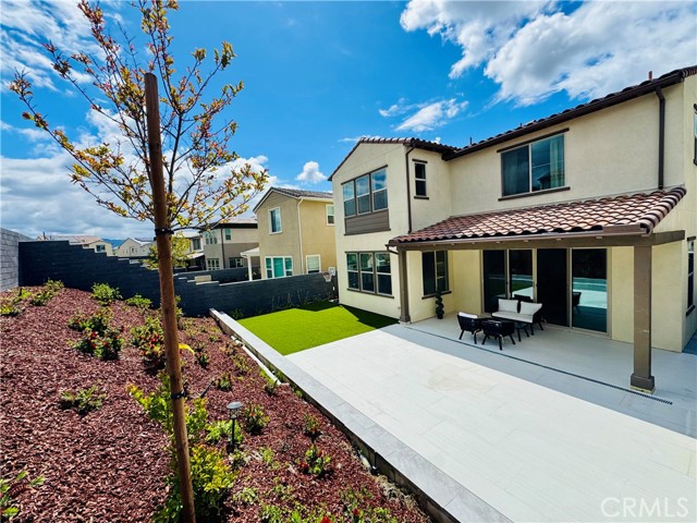 295 Autumn Way, Rancho Mission Viejo CA: https://media.crmls.org/medias/27ceded0-00c6-4d57-890b-54ad678dc13c.jpg