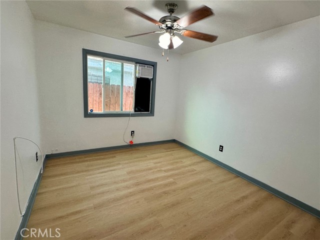 10621 Kalmia Street, Los Angeles CA: https://media.crmls.org/medias/27cf326f-f93d-40bb-af66-d2b2cd62ab86.jpg