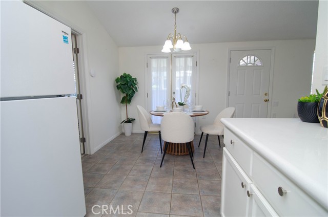 19152 Avenue Of The Oaks, Newhall CA: https://media.crmls.org/medias/27cfb5a1-b21d-4984-851d-147403cdfac1.jpg