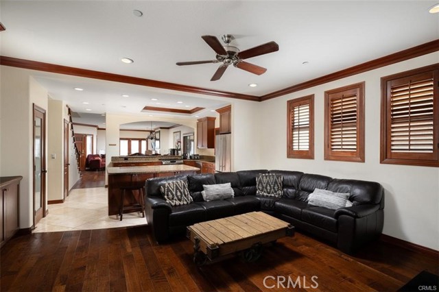 Detail Gallery Image 8 of 22 For 610 N Tremont St, Oceanside,  CA 92054 - 3 Beds | 2/1 Baths