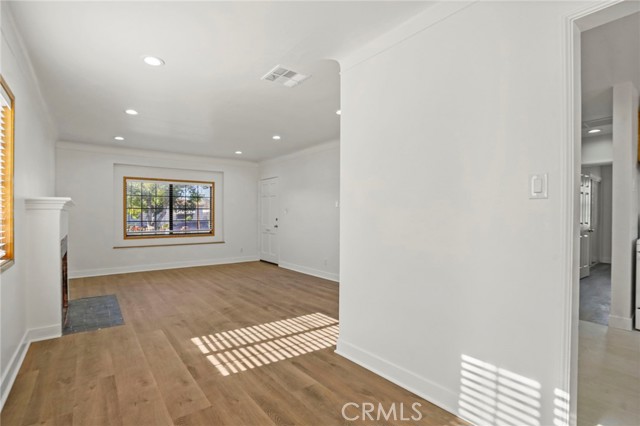 Detail Gallery Image 15 of 42 For 7554 Irvine Ave, North Hollywood,  CA 91605 - 3 Beds | 2 Baths