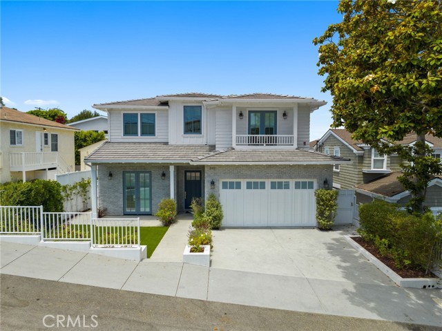 849 12th Court, Manhattan Beach, California 90266, 5 Bedrooms Bedrooms, ,5 BathroomsBathrooms,Residential,Sold,12th,SB22146383