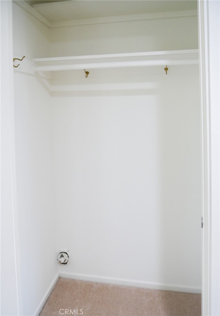 MLS #OC25100961 img 1