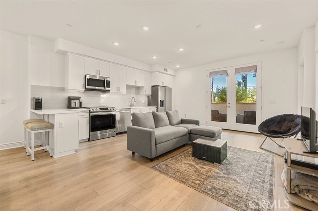 Front Image Thumbnail for CRSC25236105