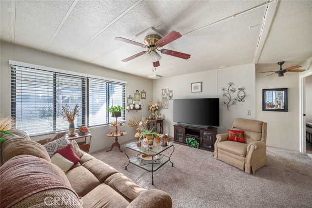 Detail Gallery Image 4 of 32 For 334 Partridge, Paso Robles,  CA 93446 - 2 Beds | 2 Baths