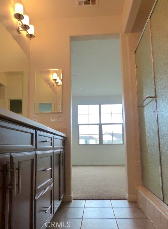 27d3ddd3 37e8 4bdf A3fc B09659a7defd