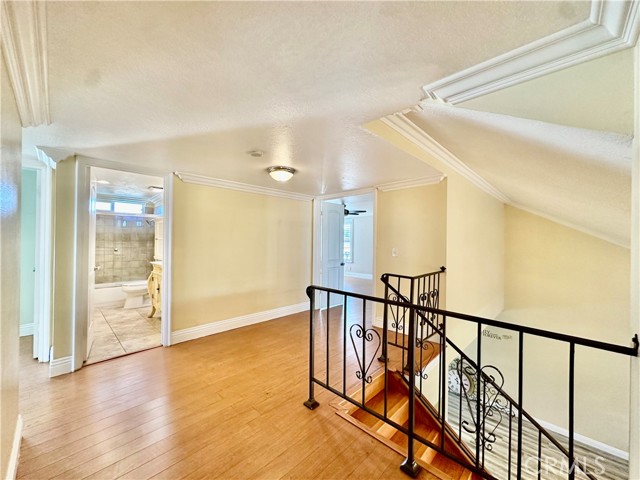 Detail Gallery Image 16 of 25 For 2860 E Hempstead, Anaheim,  CA 92806 - 4 Beds | 2/1 Baths