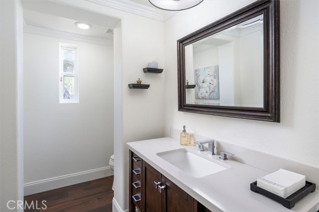 24816 Los Altos Drive, Valencia CA: https://media.crmls.org/medias/27d4315a-2704-4209-81ae-fef8f66c9e42.jpg