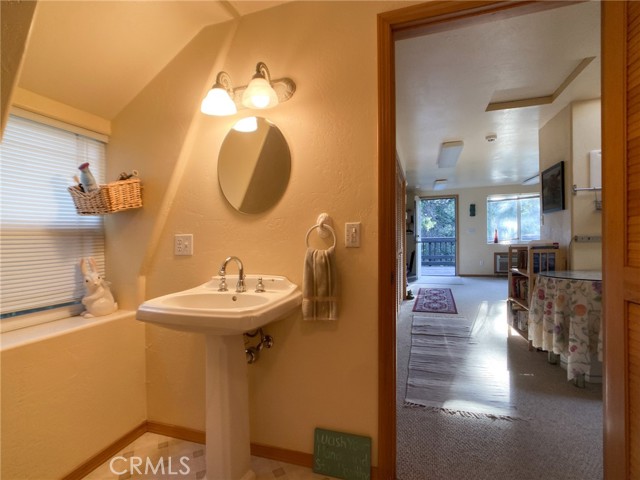 Detail Gallery Image 51 of 65 For 2737 S Old Stage Rd, Mount Shasta,  CA 96067 - 3 Beds | 2/1 Baths