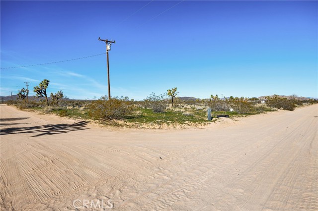 Detail Gallery Image 6 of 51 For 0 Gibraltar, Landers,  CA 92285 - – Beds | – Baths