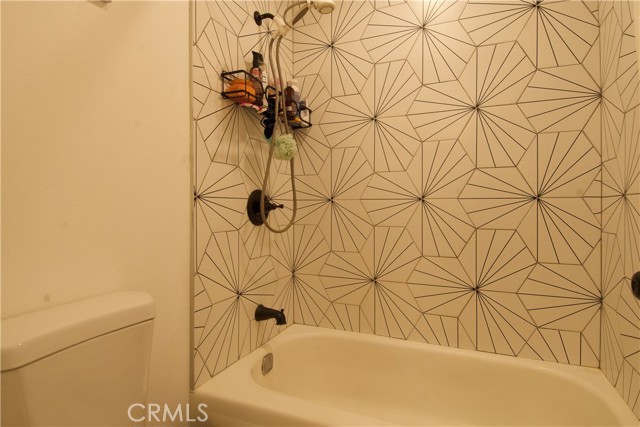 Detail Gallery Image 7 of 18 For 23653 Golden Springs Dr #D11,  Diamond Bar,  CA 91765 - 2 Beds | 1 Baths